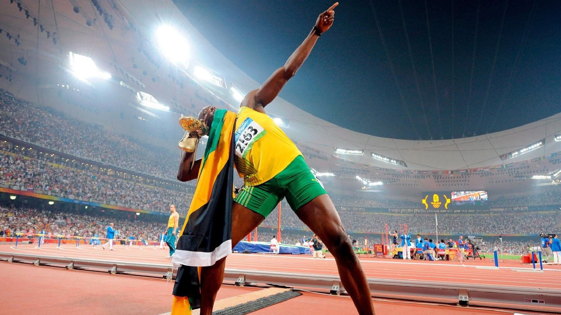 逆境奋战：那些不服输的冠军队伍故事，逆境不败