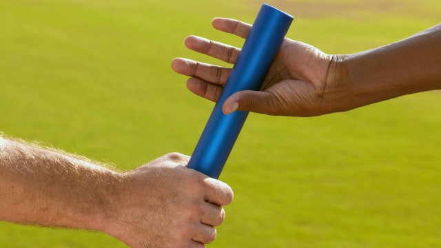 英格兰马术协会与国际马术联合会合作，举办国际马术交流活动，促进技术交流。